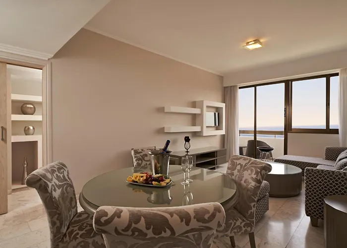 Atlantica Oasis Hotel