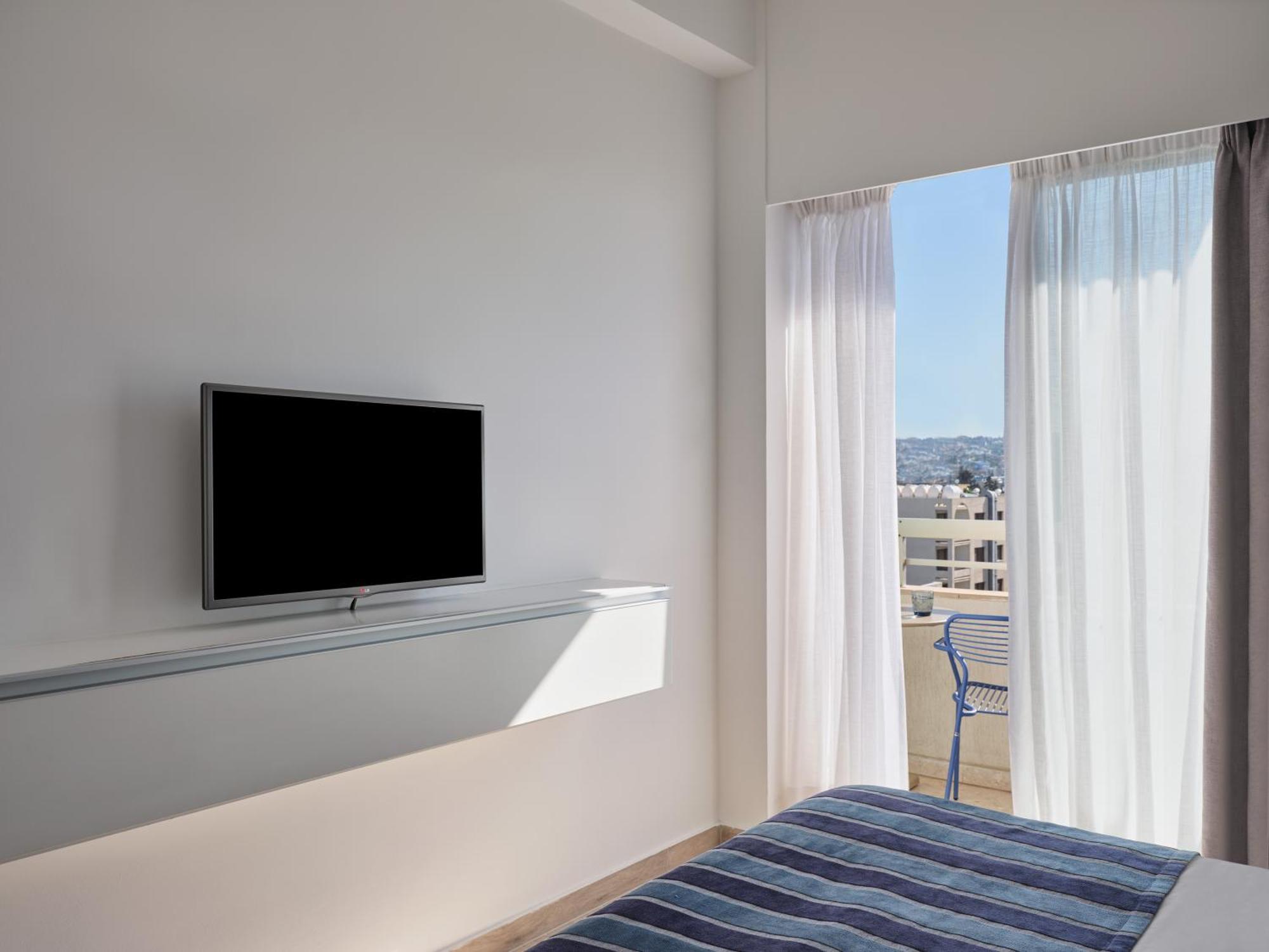 Atlantica Oasis Hotel