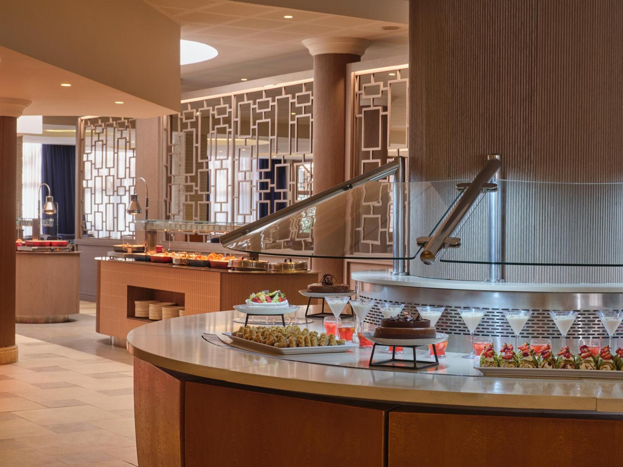 Hotel Atlantica Oasis Limasol